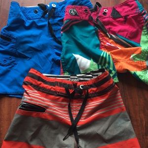Boys surf shorts
